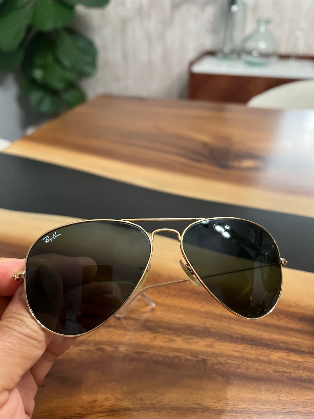 Ray-Ban Gold Frame Aviator Sunglasses with Dark Green Lenses
